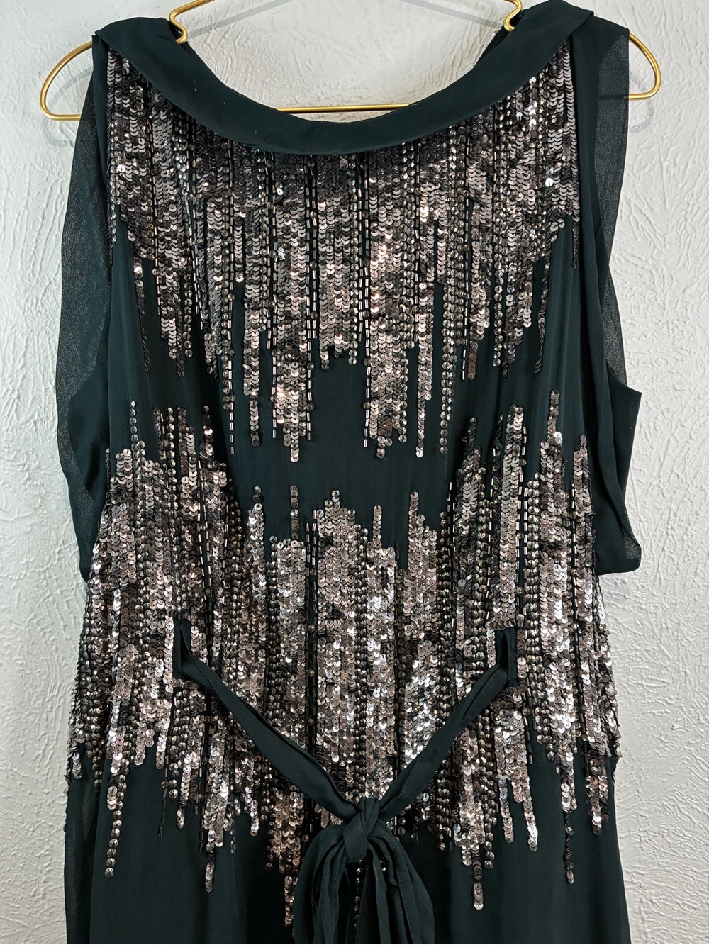 Women’s French Connection Green Sequin Dress - size 8 - Picture 9 of 16